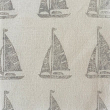Load image into Gallery viewer, Sail boat linen lampshade
