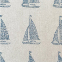 Load image into Gallery viewer, Sail boat linen lampshade
